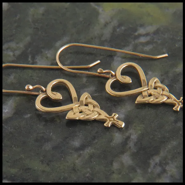 An Teor Earrings in Gold