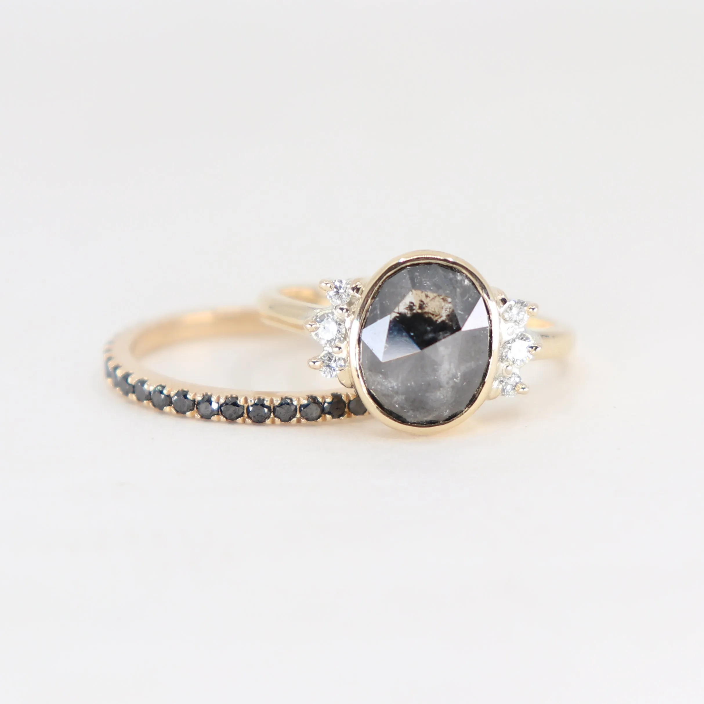 Celestial Oval Grey Diamond