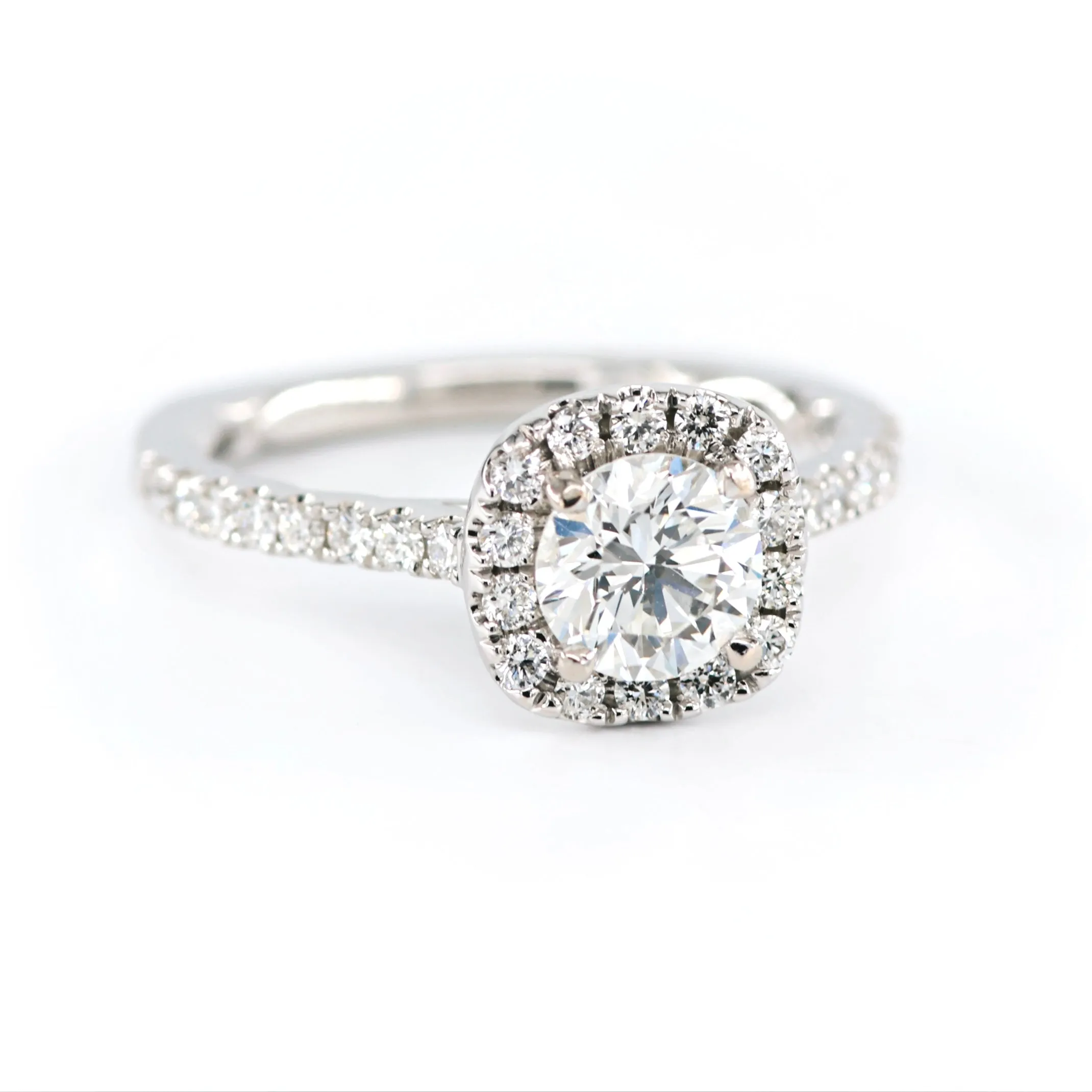 Cushion Halo Diamond Engagement Ring 4690071