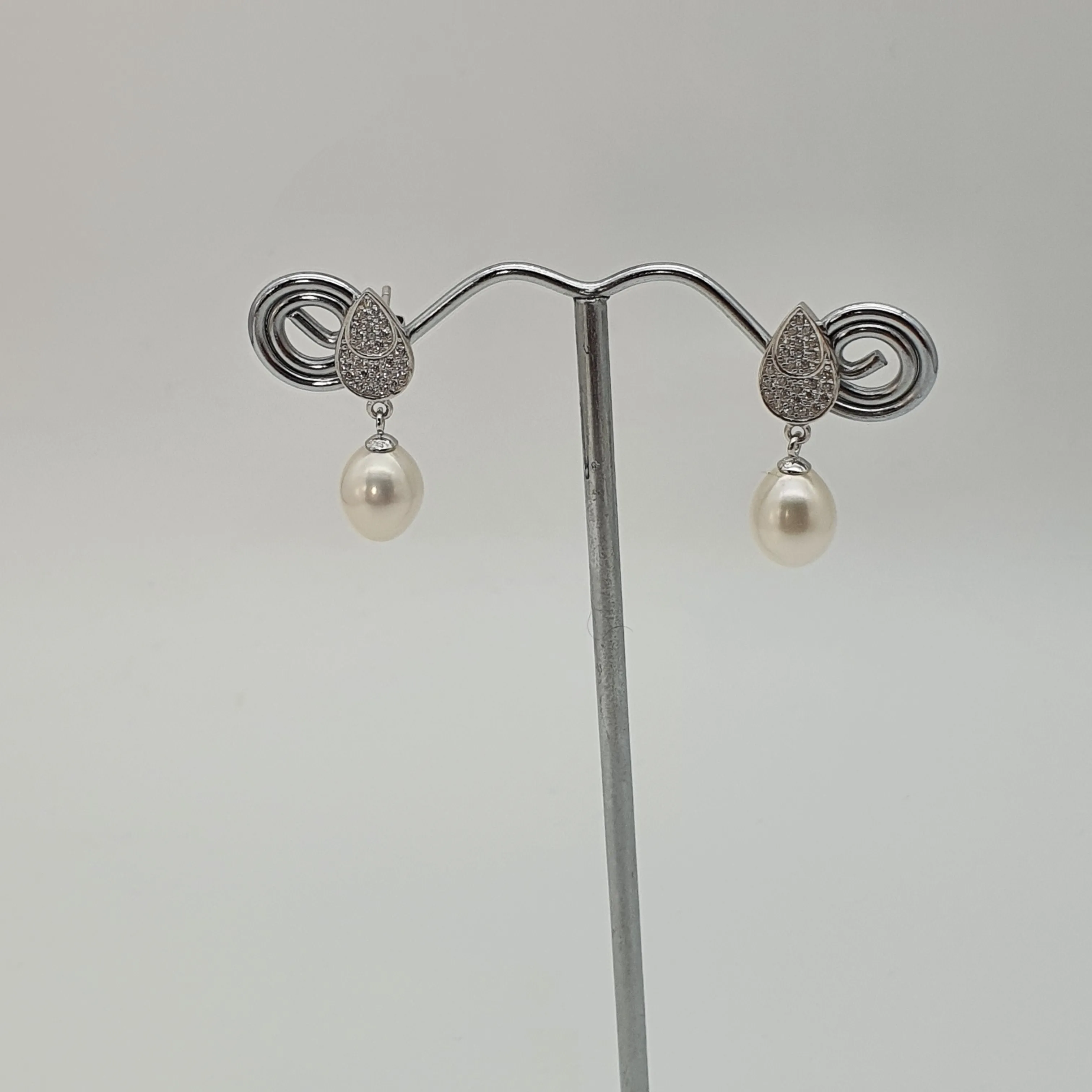 Freshwater Pearl Teardrop Earring, Sterling Silver