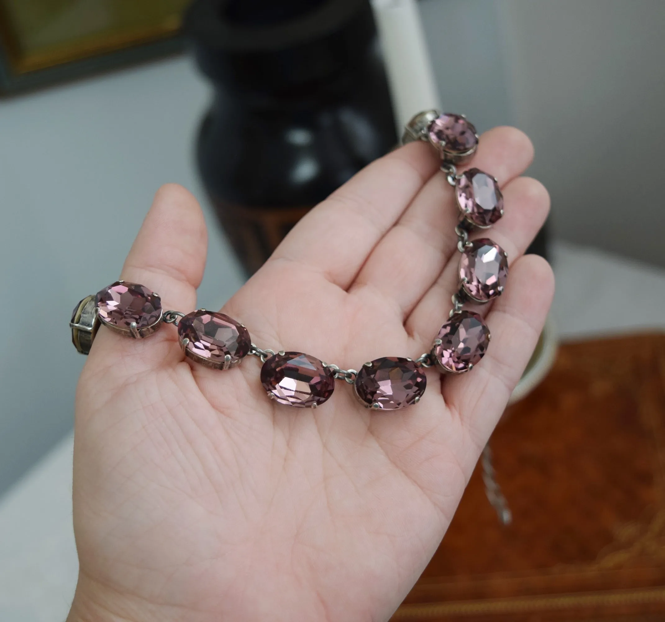 Light Amethyst Aurora Crystal Collet Necklace - Large Oval