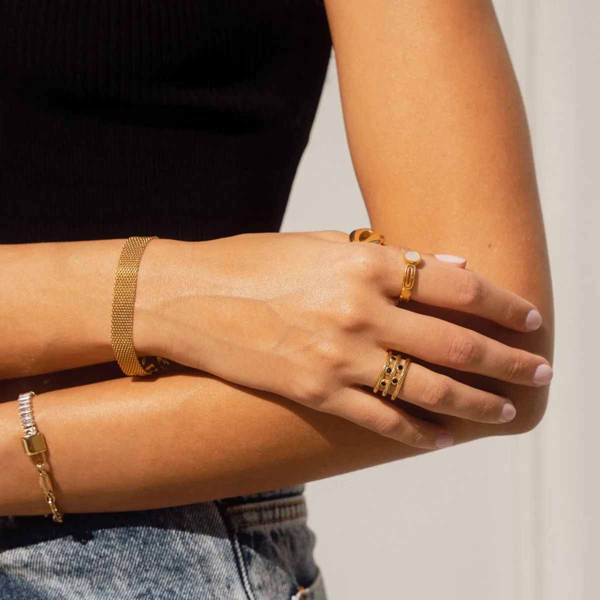 Mesh Loop Lock Chain Bracelet - Gold