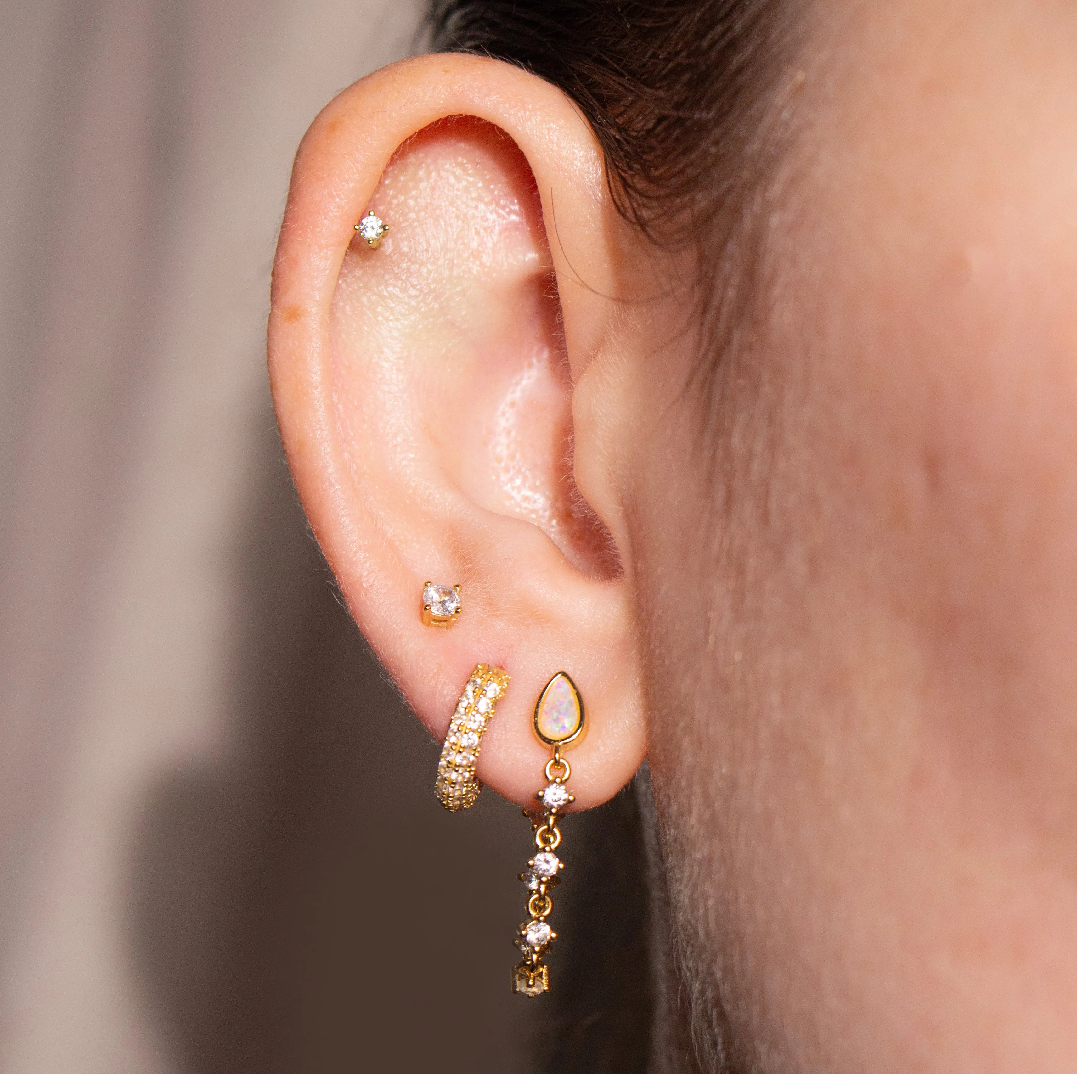 PETITE CZ STUDS 2MM GOLD