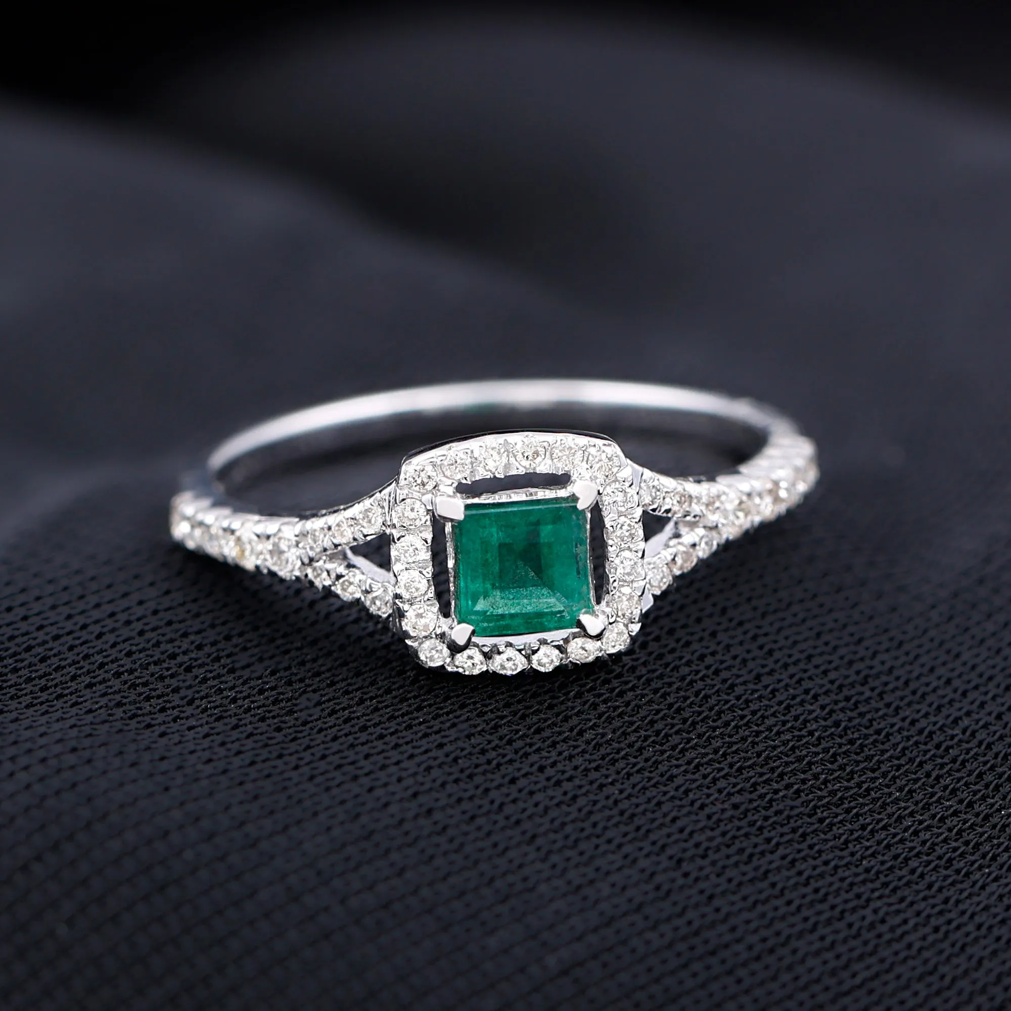 Princess shape Emerald Engagement Ring with Diamond Split Shank