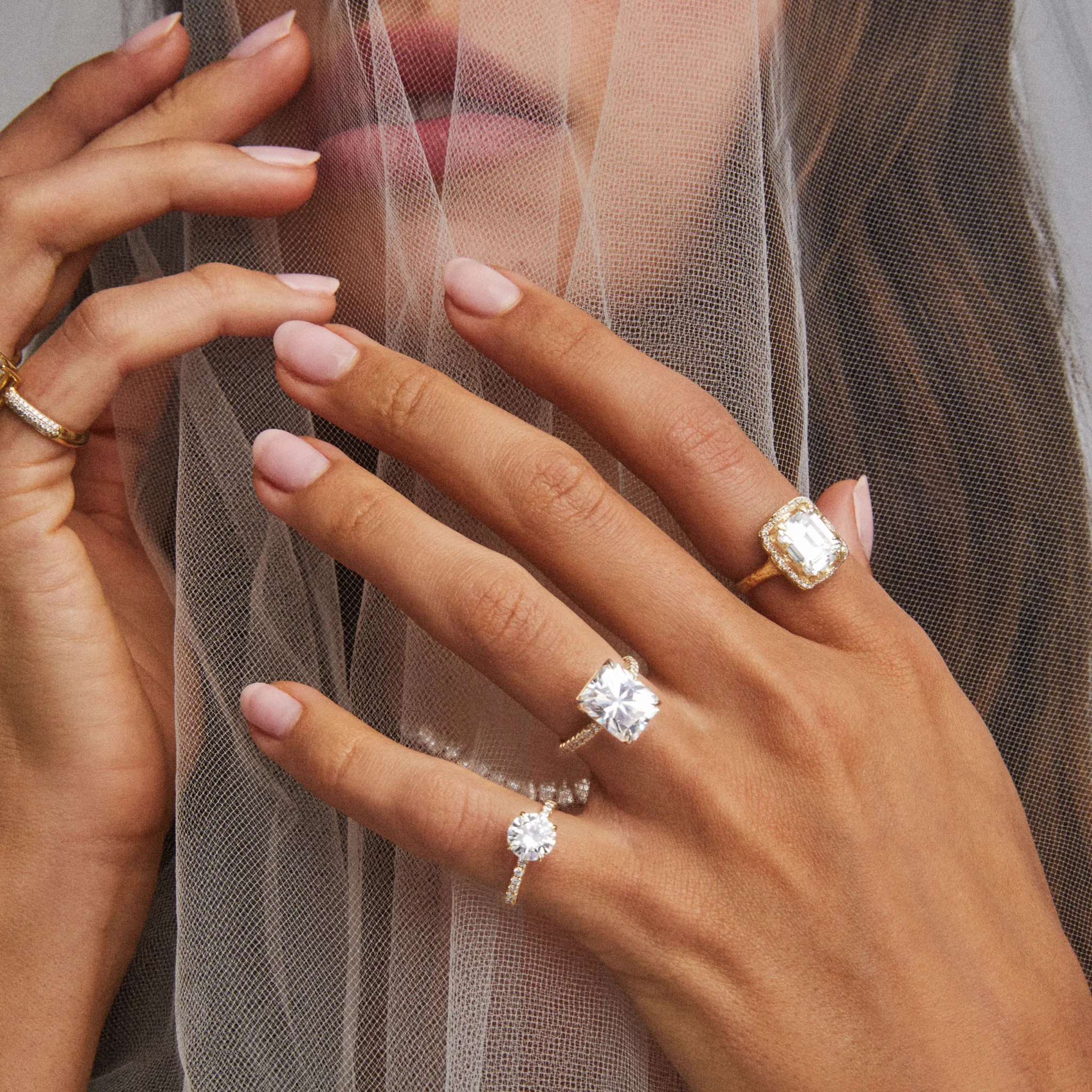 Queen Emerald Cut Diamond Setting with Full Pavé Halo