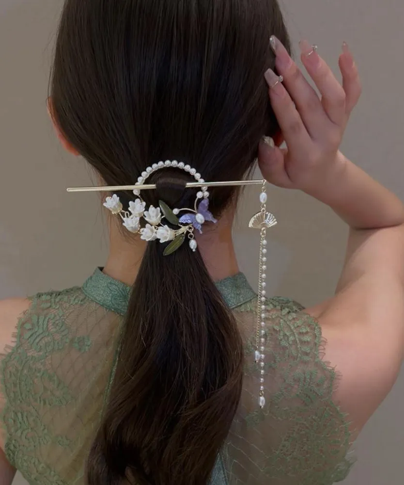 Retro White Alloy Pearl Lily Of The Valley Tassel Hairpin AB1083