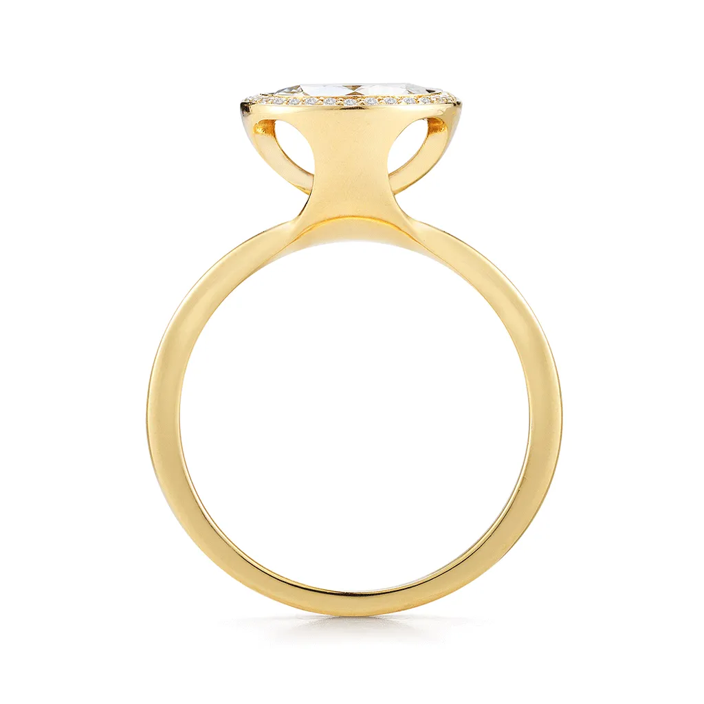 Steller Yellow Gold Diamond Engagement Ring