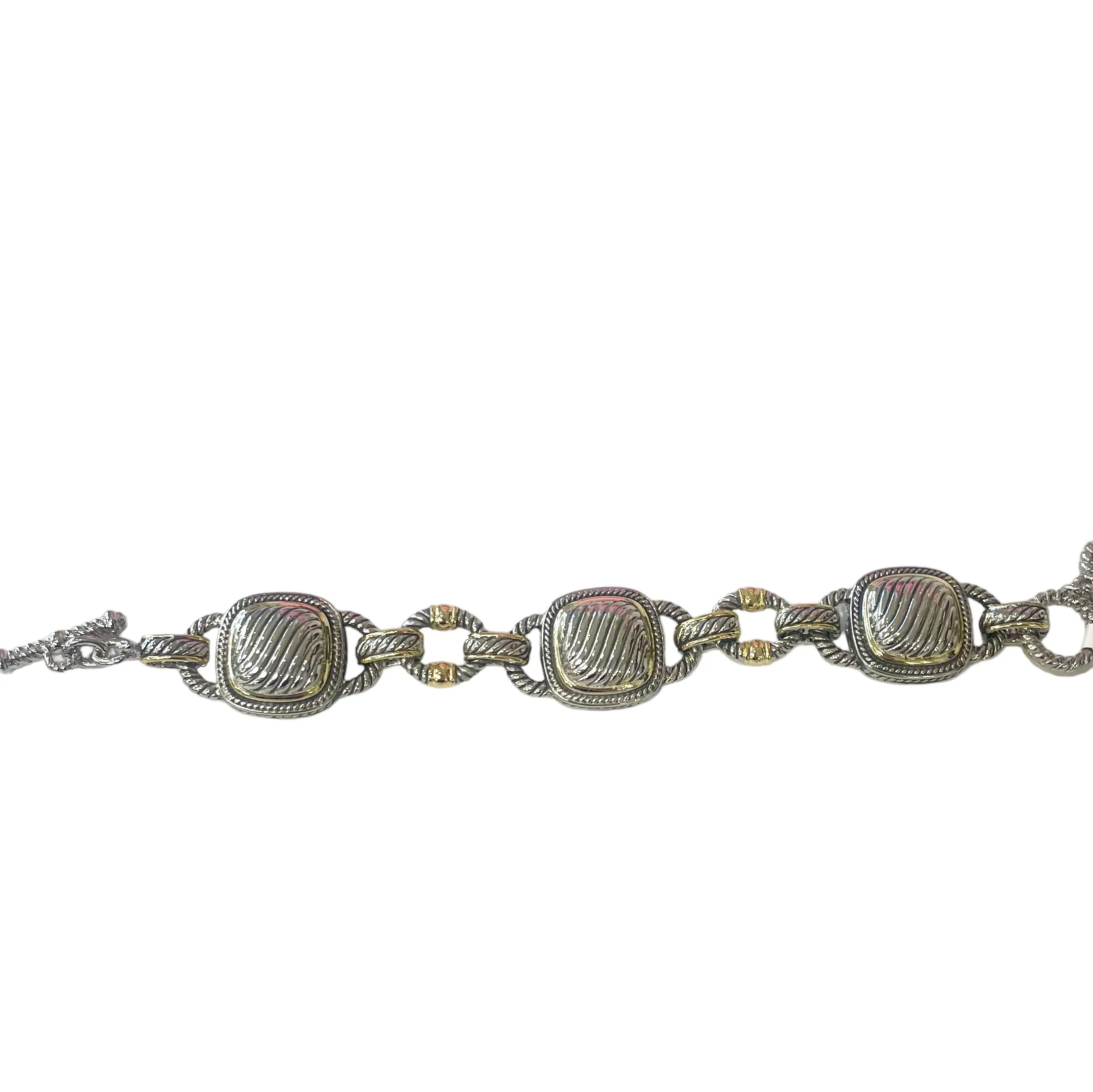 Textured Toggle Link Bracelet